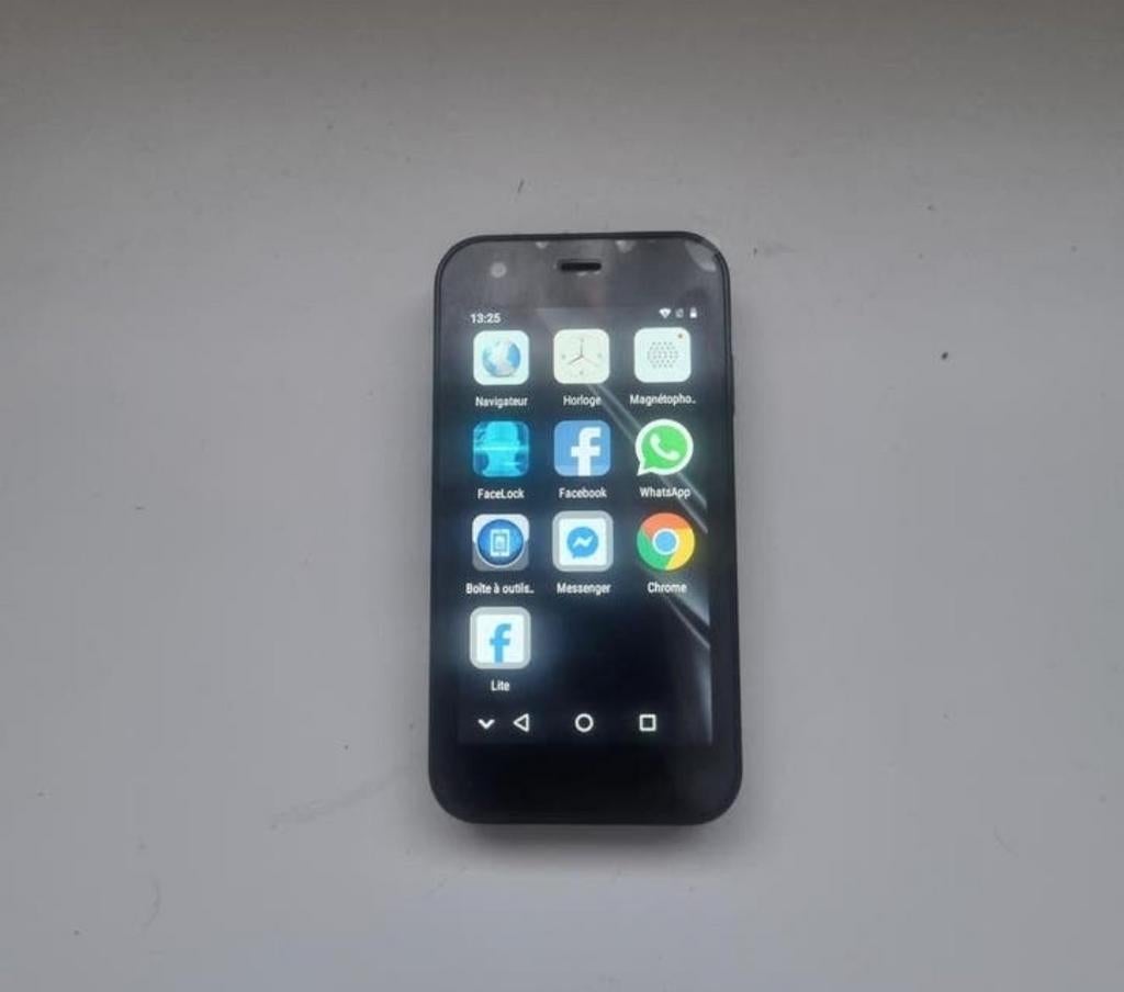 Android-minitelefoon, Telecommunicatie