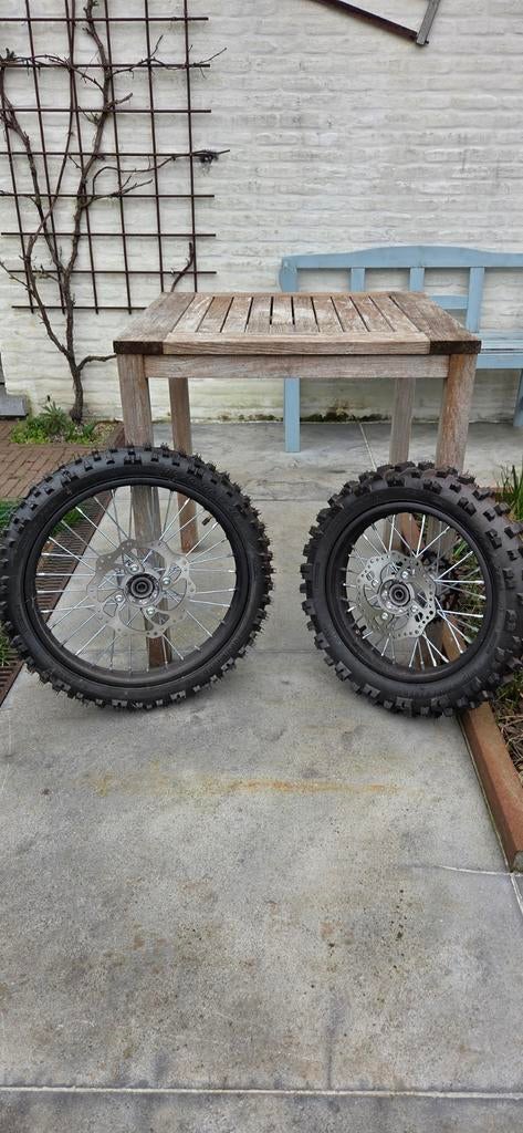 Wielen 14 en 17 inch, Fietsen en Brommers, Ophalen