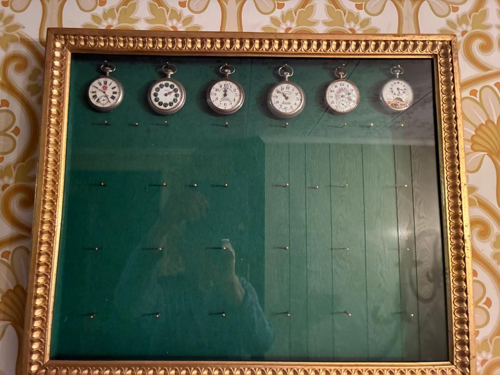 zakhorloge kast voor 30 stuks op te bergen, Ophalen