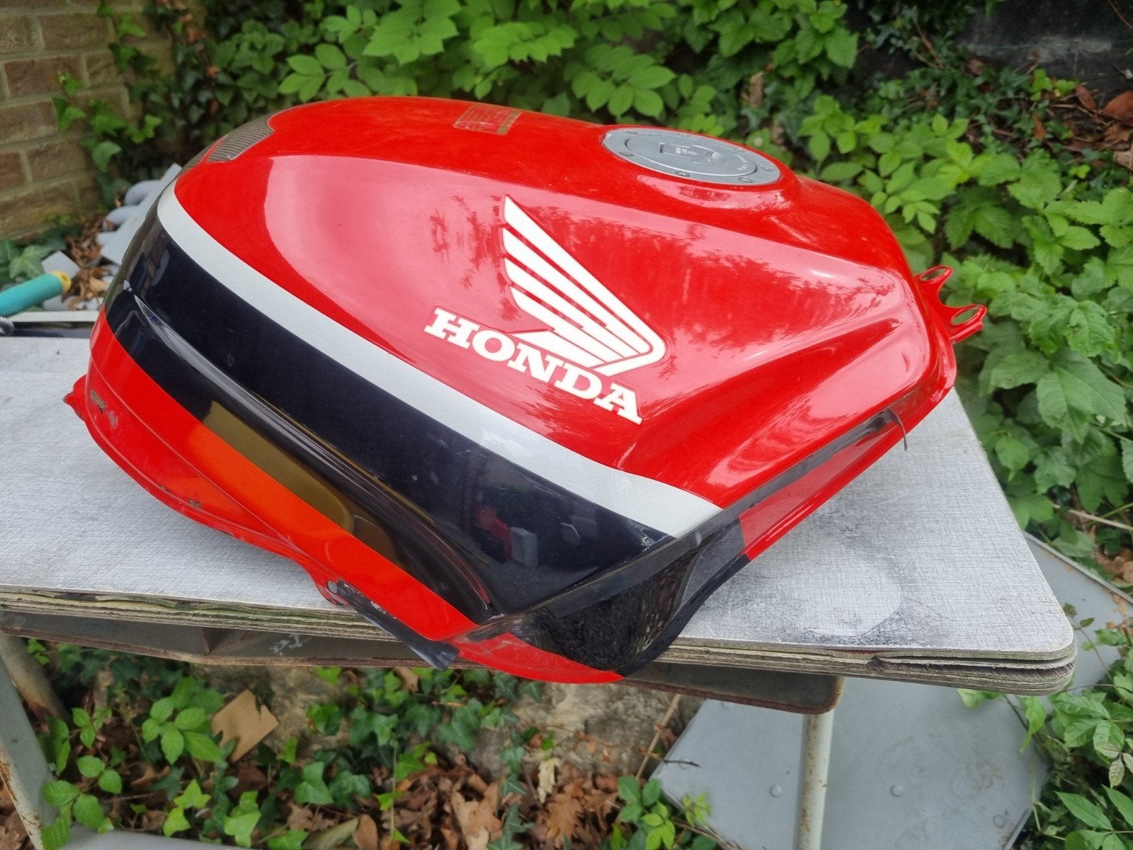 Motorfiets cbr 1000f sc24 met complete tank, Ophalen of Verzenden