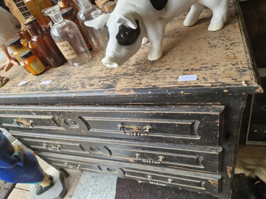 Armoire en bois avec 3 tiroirs 105/80/45 €65, Enlèvement