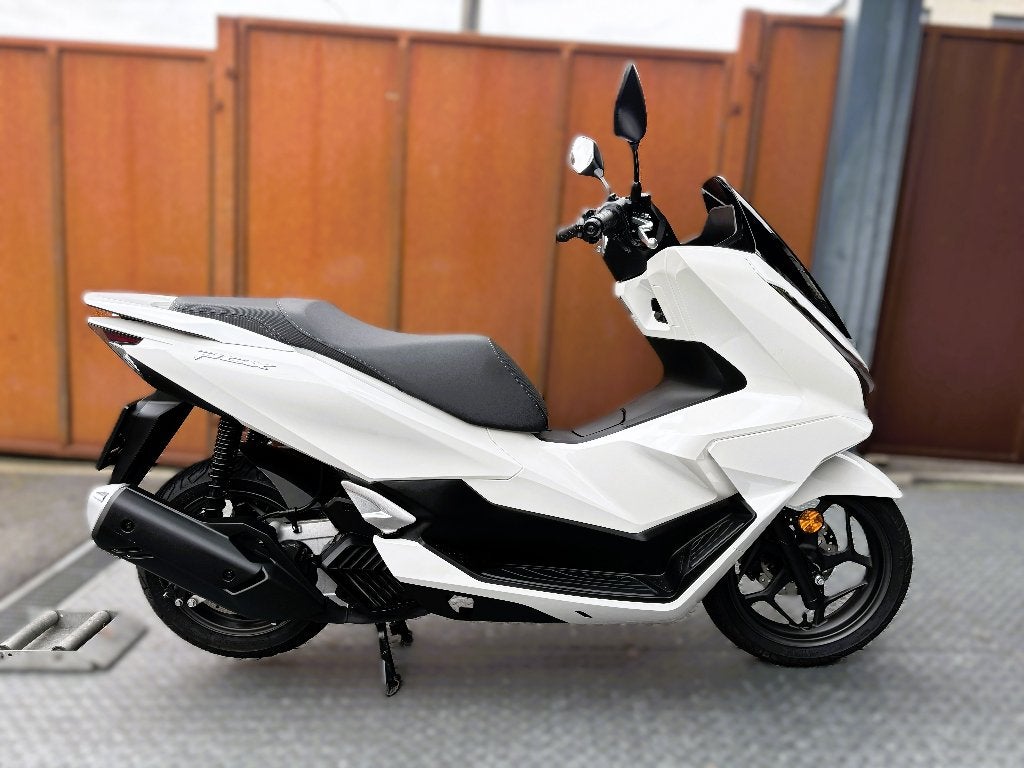 PCX 125cm³ ABS 2025 1er proprio 2900km garantie 2030, Motos, Scooter, Entreprise, Permis Moto A1 minimum, Neuf