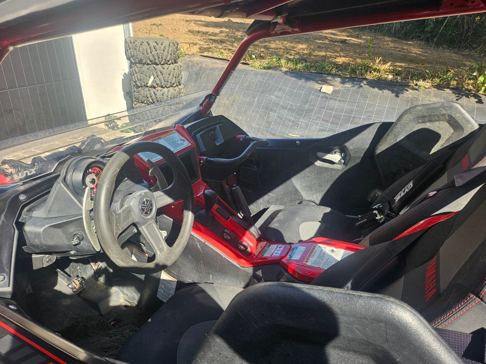 Buggy yamaha yxz1000R ss, 3 cilinders, 998 cc, 12 t/m 35 kW