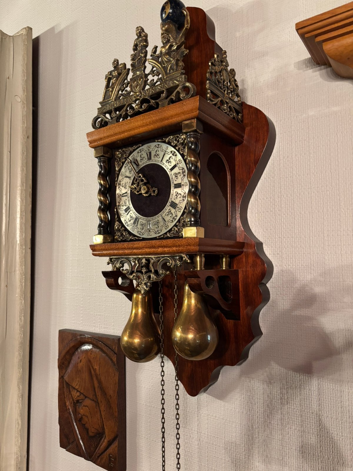 Wandklok, Enlèvement