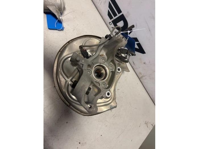 Fusee houder links-achter van een Audi A4, -, 3 mois de garantie, Audi, Utilisé