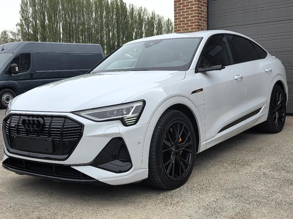 Audi Q8 Etron Sportback - 55 Quattro 408PK - Black Edition, Autos, Audi, Achat, Phares entièrement LED, Euro 6, Entreprise