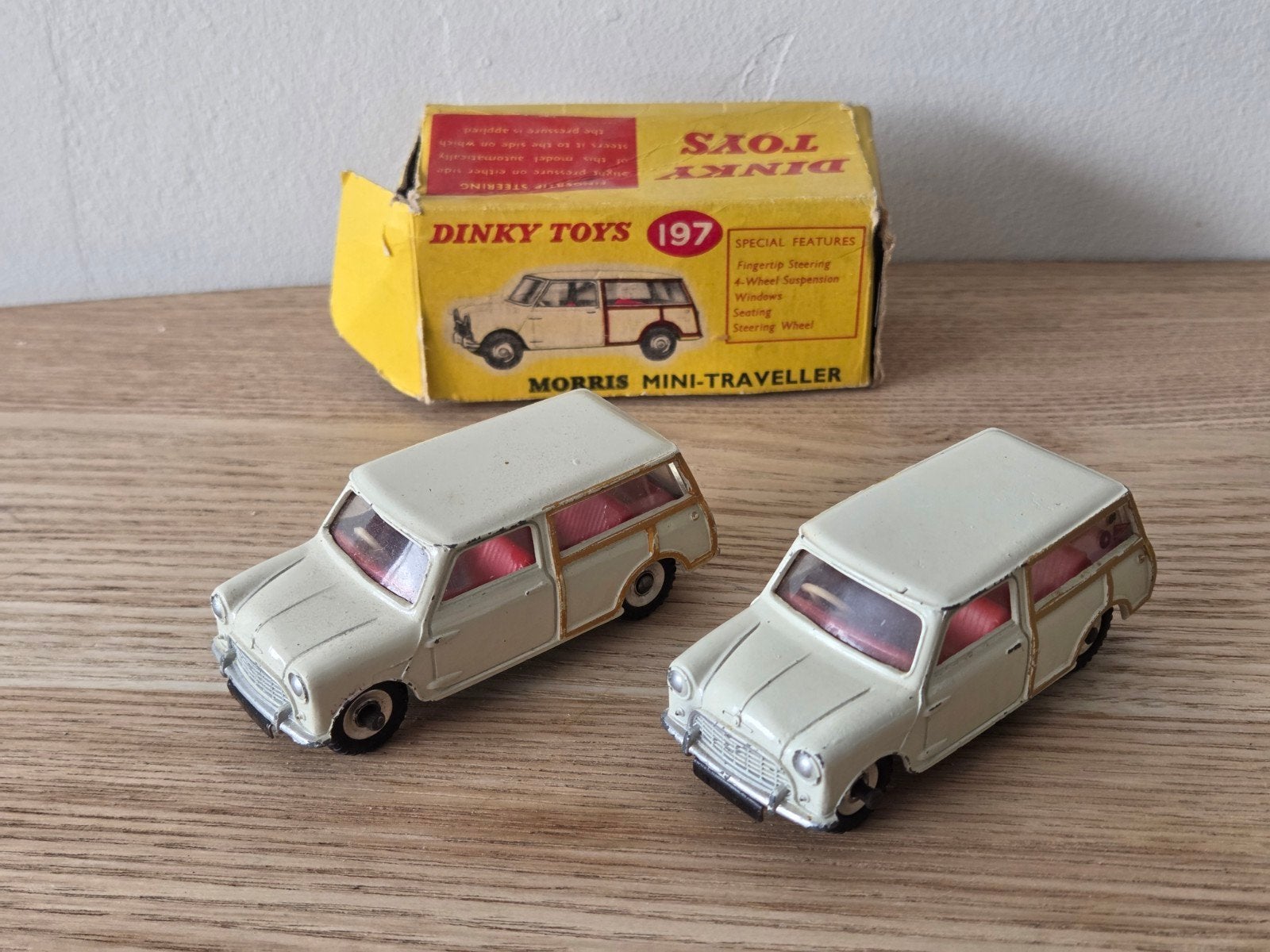 Dinky toys 197 Morris Mini traveler, Ophalen of Verzenden, Dinky Toys