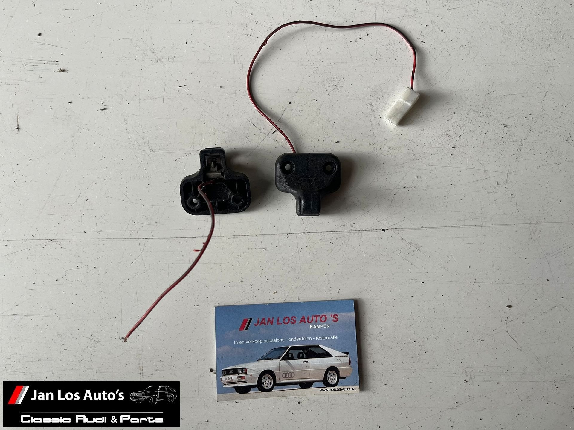 Zonneklep haak klem Audi Cabrio B4 8G0857561, Gebruikt, -, -, -
