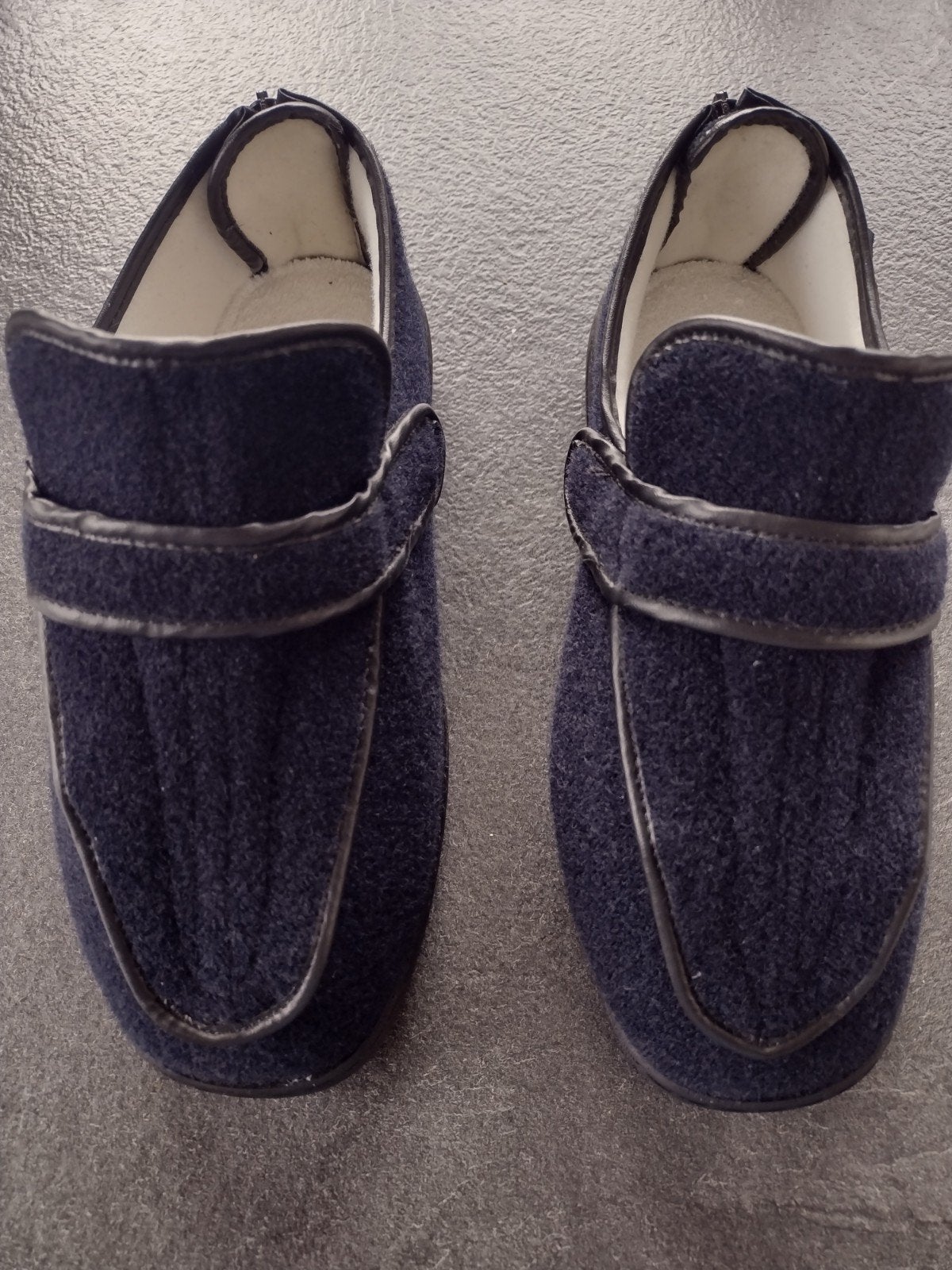 Stijlvolle verbandschoen  Pulman City new marine, Vêtements | Femmes, Pulman, Comme neuf, Enlèvement, Pantoufles