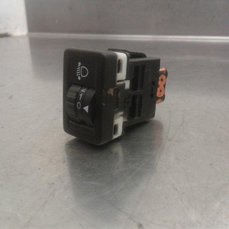 KOPLAMP IHV SCHAKELAAR Suzuki Celerio (LF) (01-2014/-), Gebruikt, Suzuki