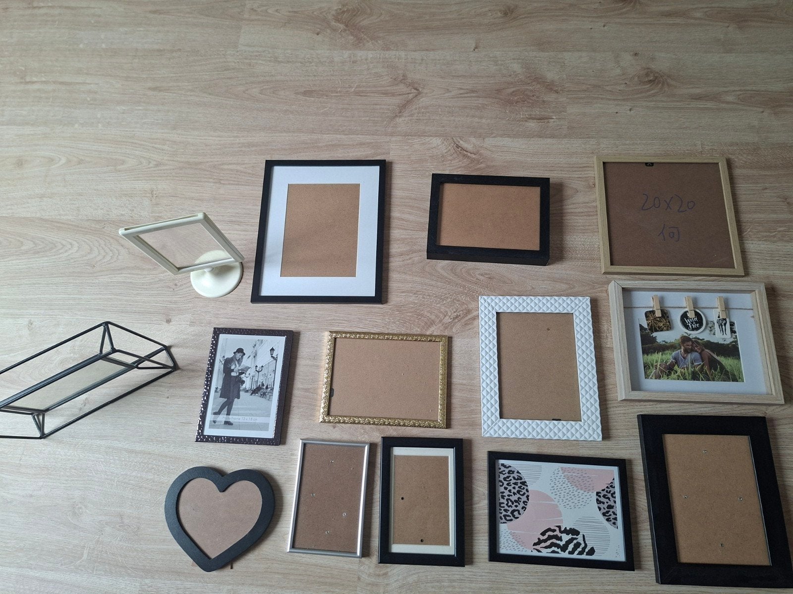 14 fotokaders, Ophalen