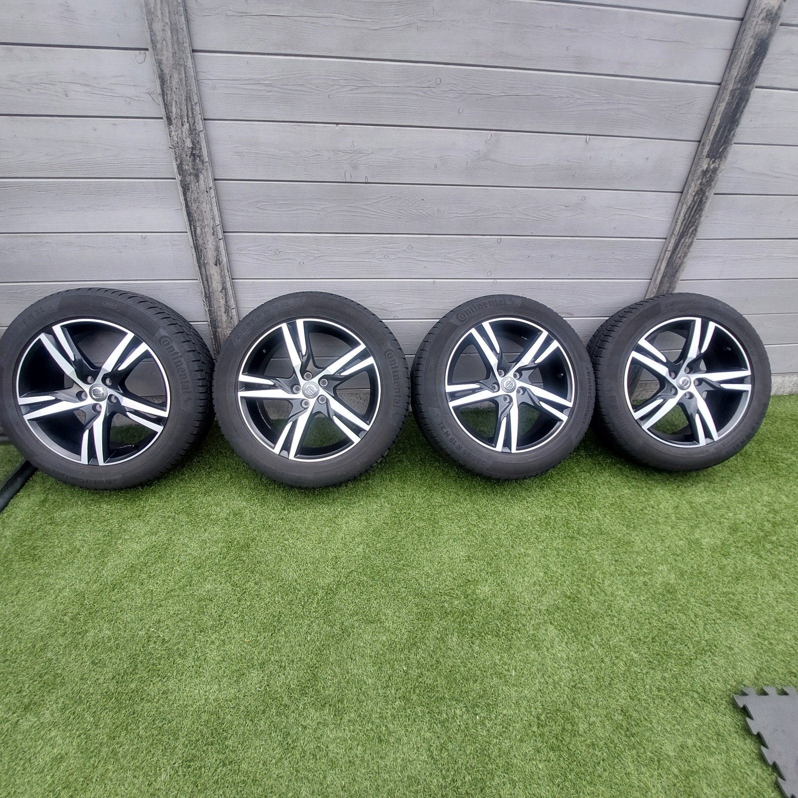 volvo xc40 xc60 xc90 19inch r design velgen met winterbanden, Auto-onderdelen, Ophalen, 19 inch, Winterbanden, Band(en)