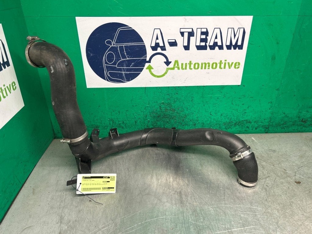 INTERCOOLER PIPE Volkswagen Golf VIII (CD1) (|5WA145762F|), Volkswagen, Volkswagen AG, Utilisé, Kundenbetreuung@volkswagen.de