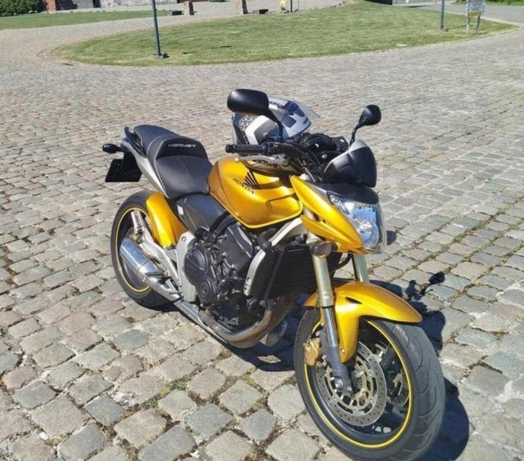 Honda hornet bouwjaar 2008 600cc 1300km 102 paarden, Motoren, Motoren | Honda, Particulier, Ophalen