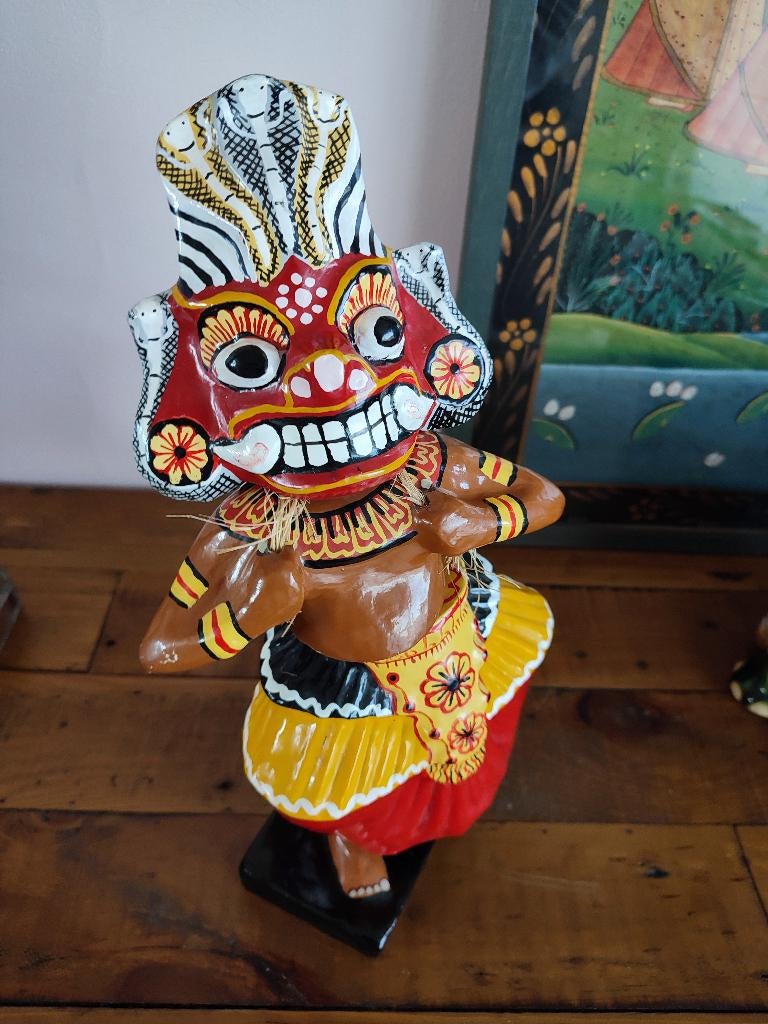 Sri Lanka wiebelende devil dancer, Naga Raksha cobra masker, Antiek en Kunst, Kunst | Niet-Westerse kunst, Ophalen of Verzenden