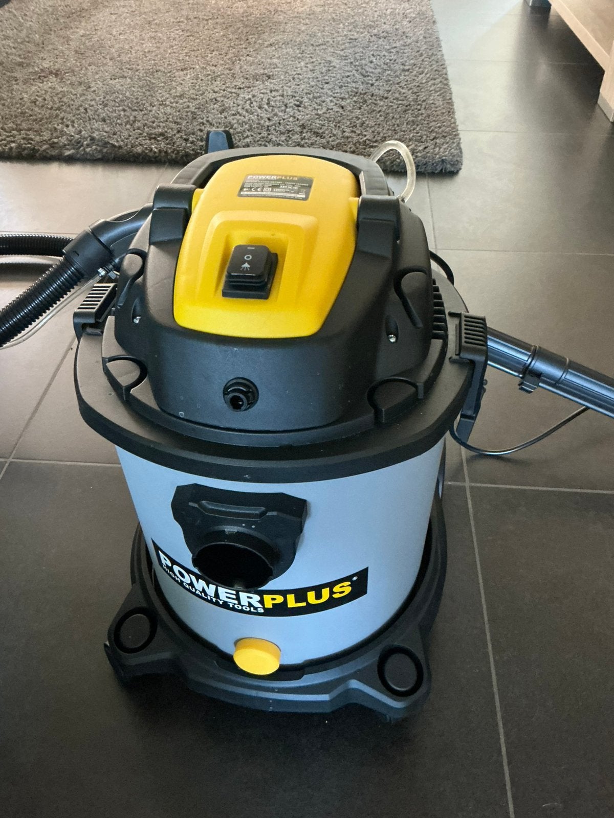 Aspirateur/nettoyeur de tapis PowerPlus POWX326 1600W 20l, Enlèvement, Comme neuf