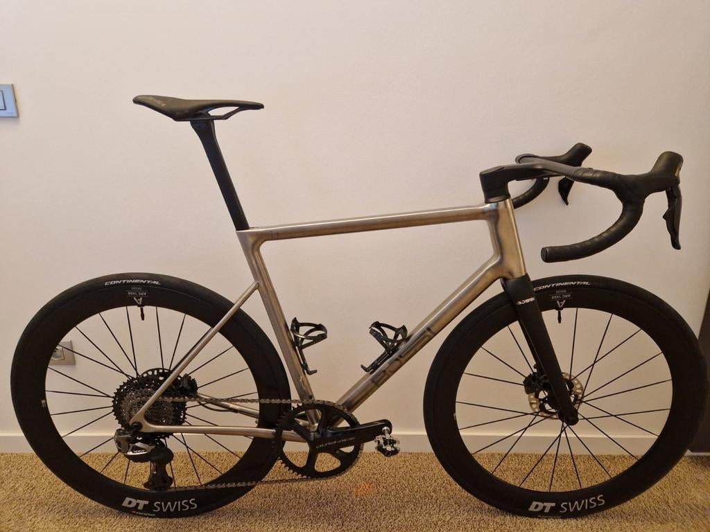 Bossi strada ss, Fietsen en Brommers, Zo goed als nieuw, Schijfrem, Overige merken, Titanium