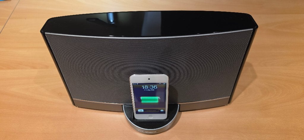 Bose sounddock + Ipod touch 8gb, Audio, Tv en Foto, Ophalen, Gebruikt, Overige kleuren, Touch