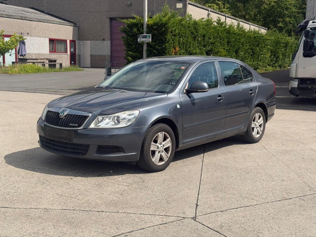 SKODA Octavia 1,6TDI  77KW 105CV DPF, Auto's, Skoda, Voorwielaandrijving, Euro 5, Stof, 1600 cc