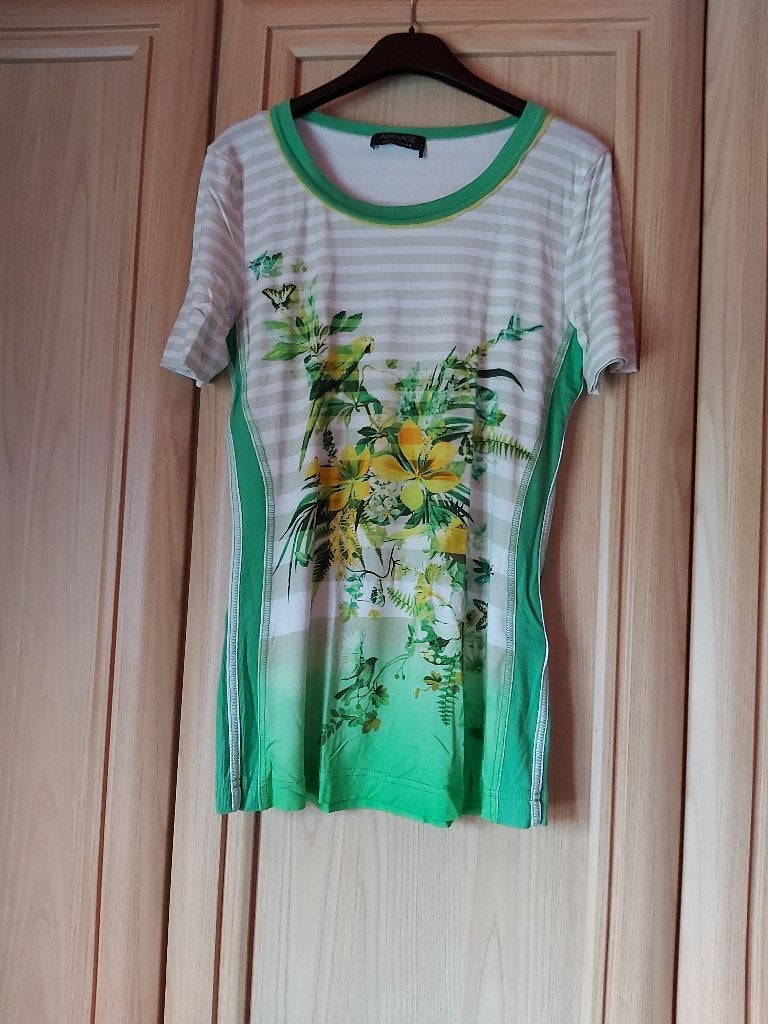 T-shirt Apanage, Kleding | Dames, Ophalen of Verzenden, Zo goed als nieuw, Maat 38/40 (M), Korte mouw