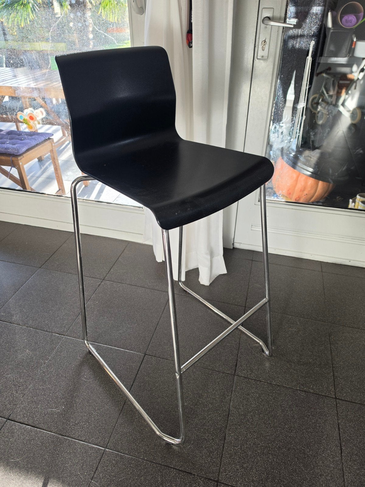 3 chaises de bar noires et chromées, Maison & Meubles, Enlèvement