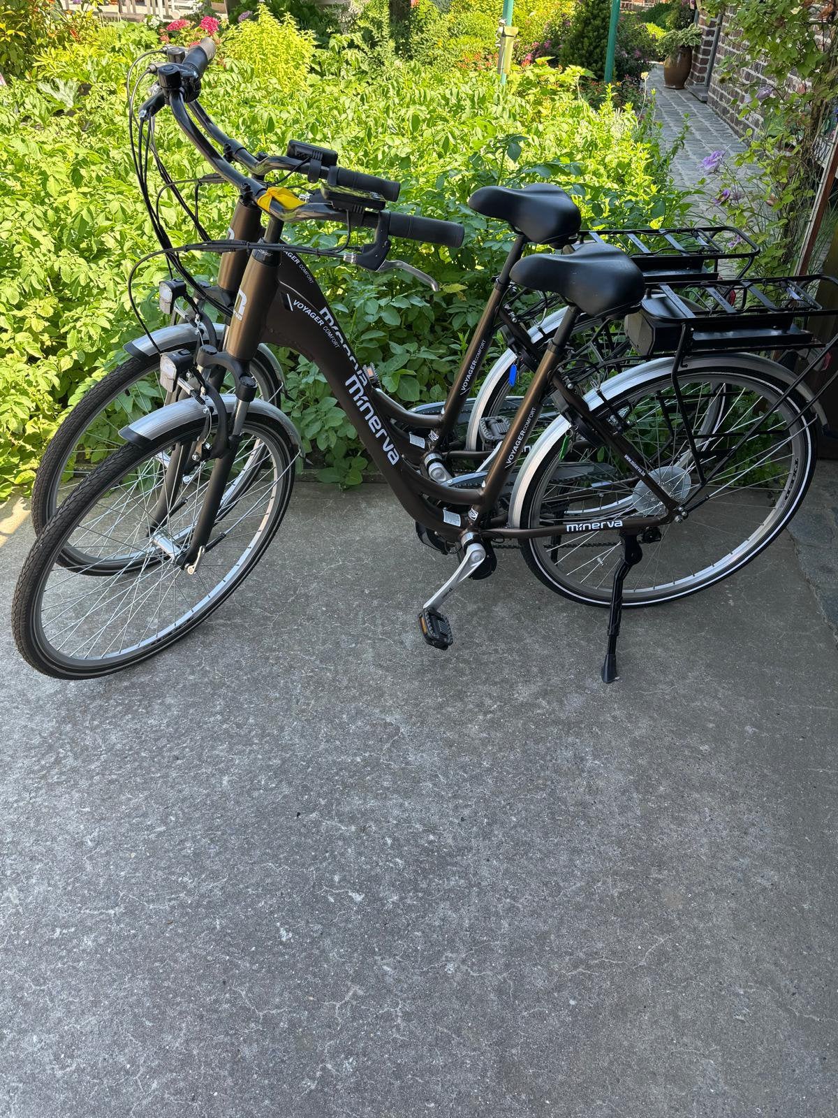1 ou 2 vélos électriques Minerva à moteur central, Enlèvement, Comme neuf