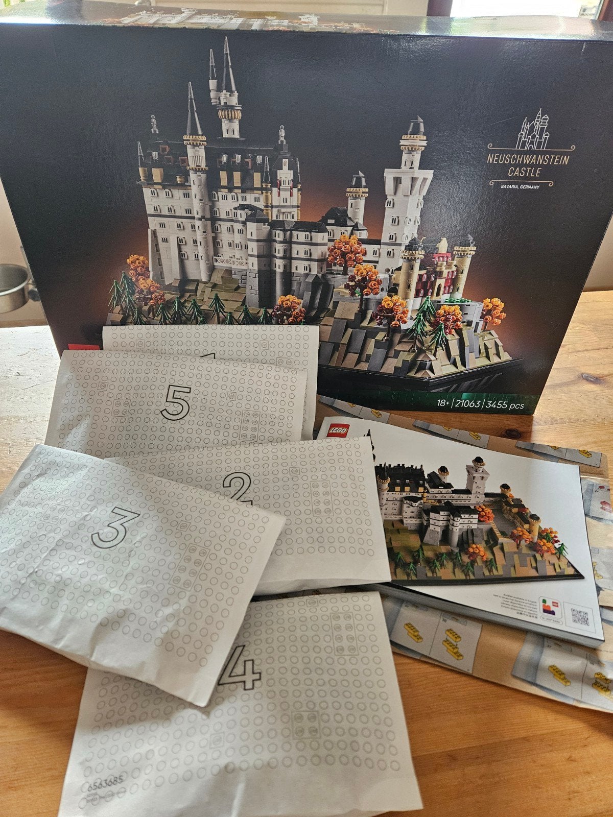 Lego architecture neuschwanstein castle 21063, Hobby & Loisirs créatifs, Enlèvement ou Envoi