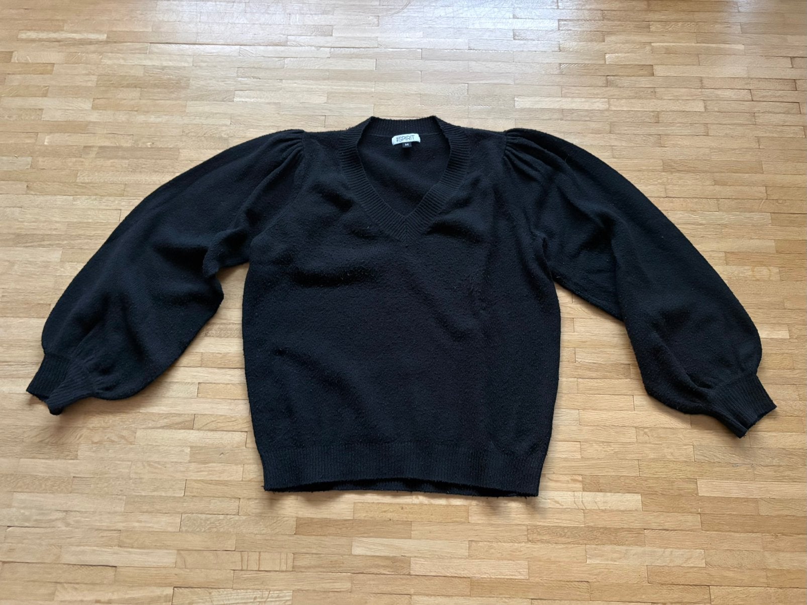 Zwarte trui met V-hals maat M ( spirit ), Vêtements | Hommes, Pulls & Vestes, Enlèvement ou Envoi, Comme neuf, Taille 48/50 (M)