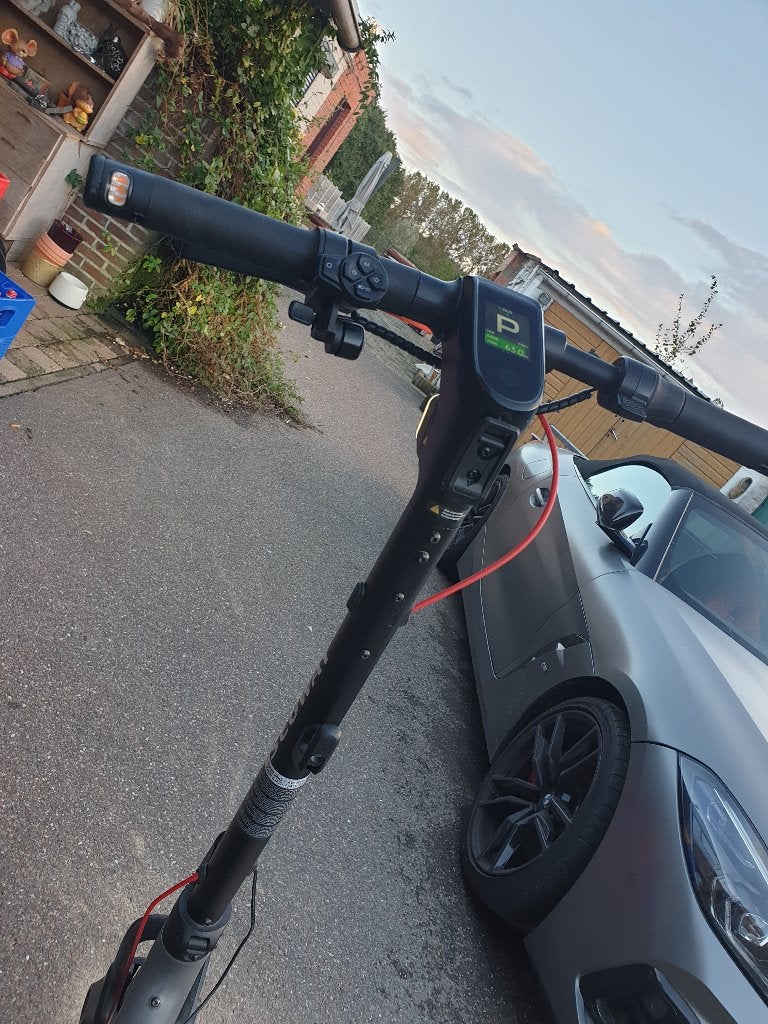 Segway ninebot f3 e, Fietsen en Brommers, Ophalen, Zo goed als nieuw, Elektrische step (E-scooter), Segway-Ninebot