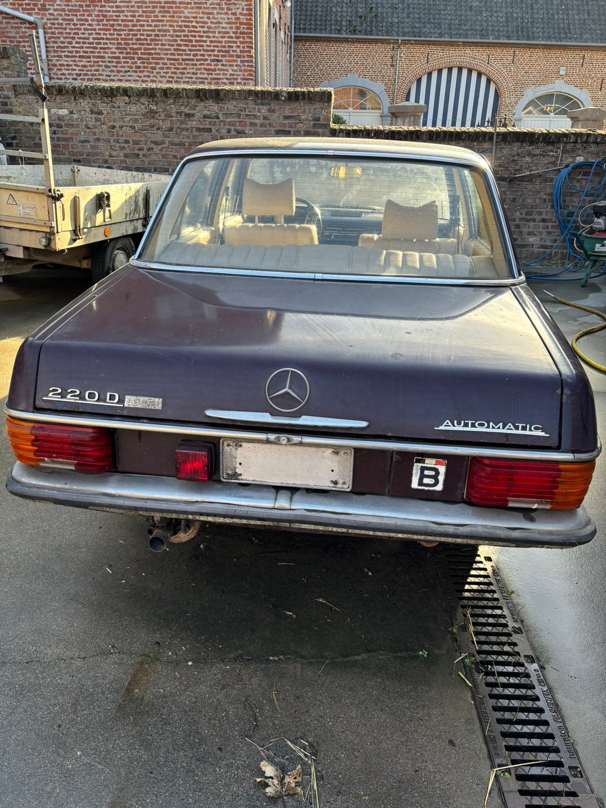 Mercedes 220 d automatique 1975, foto 3