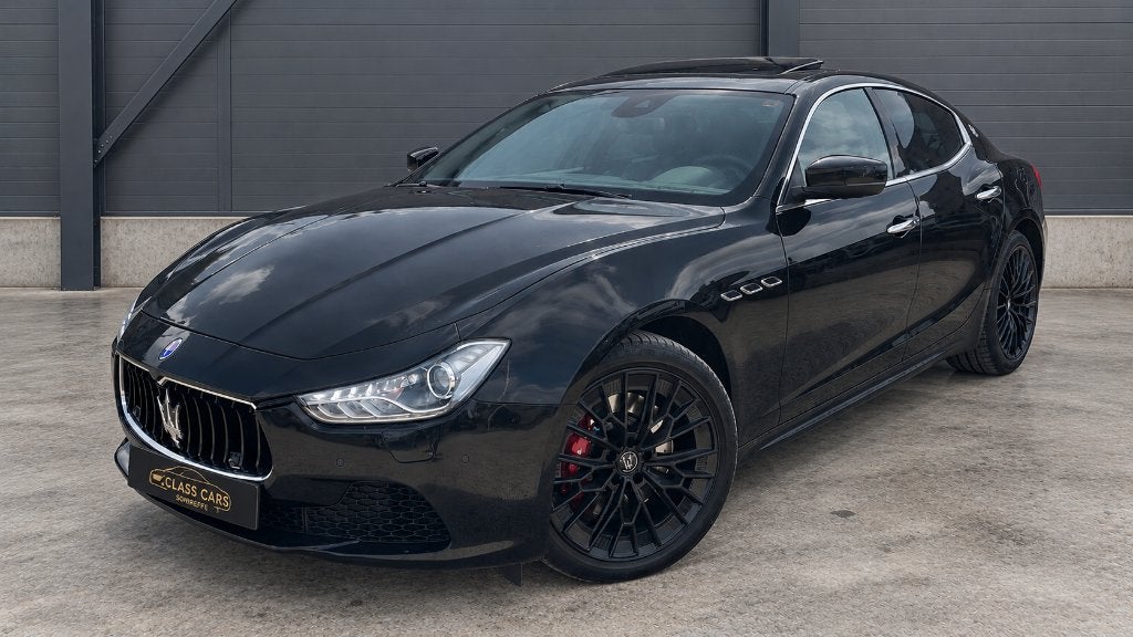 MASERATI GHIBLI 3.0 V6 FACELIFT NAVI ZONNEDAK, Auto's, 257 kW, Leder, Bedrijf, 5 deurs