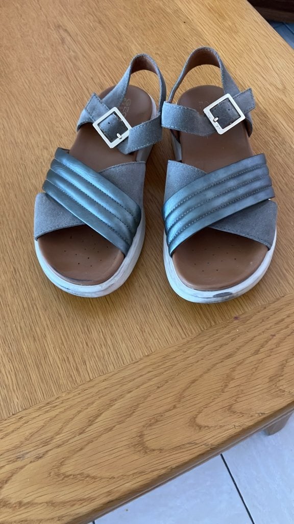 Sandalen Geox, Blauw, Sandalen of Muiltjes, Gedragen, Ophalen