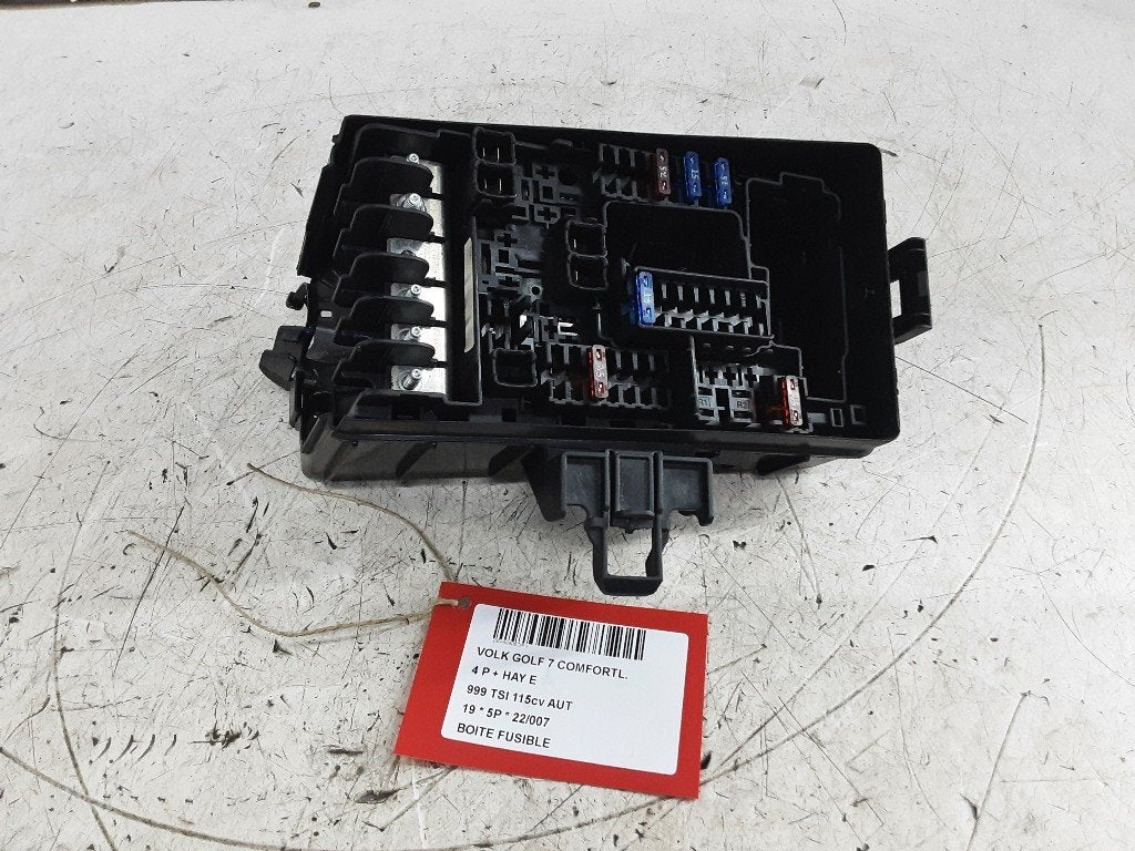 BOITIER FUSIBLES Volkswagen Golf VII (AUA) (5Q0907361G), Volkswagen, Volkswagen AG, Utilisé, Kundenbetreuung@volkswagen.de