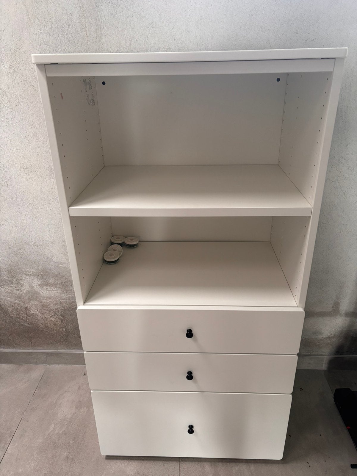 Kastje ikea, Huis en Inrichting, Ophalen, Zo goed als nieuw