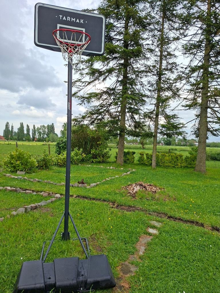 TARMAK Panier de basket sur pied réglable, Sports & Fitness, Enlèvement, Utilisé, Anneau, Panneau ou Poteau