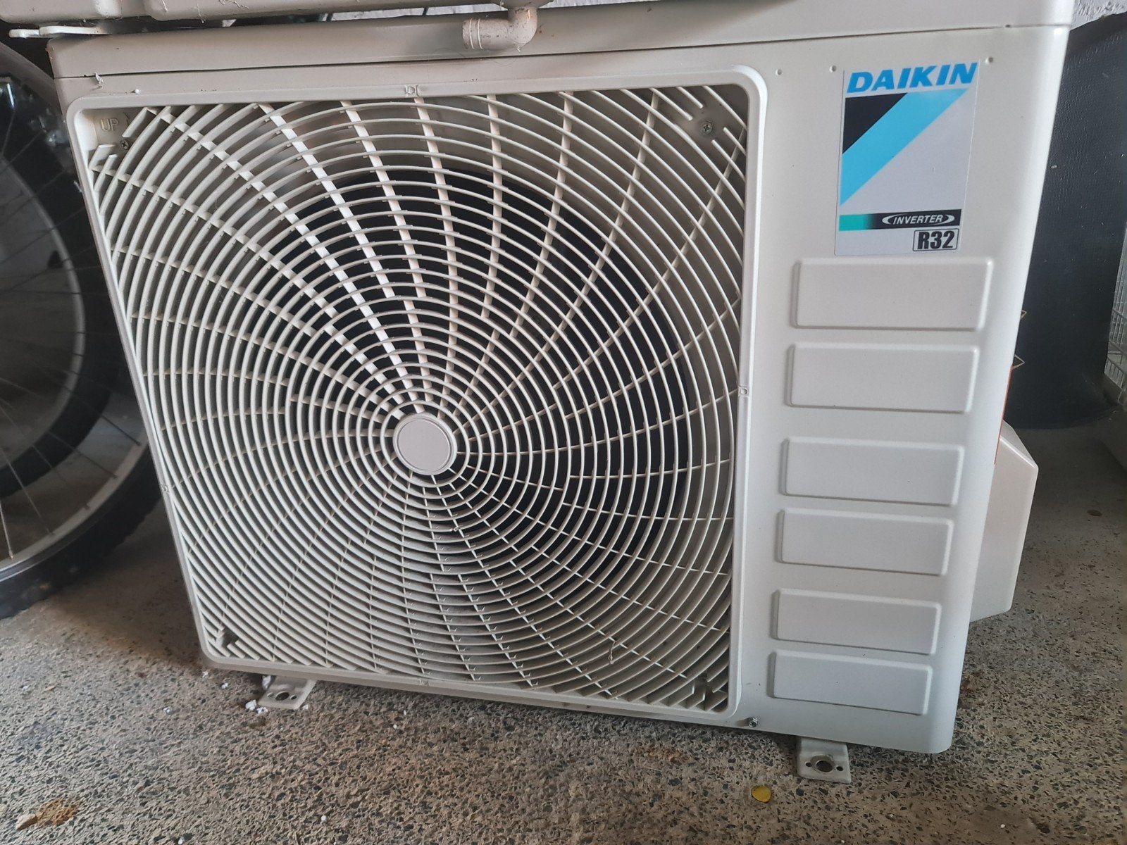 2 Airco Daikin 9000 btu, Enlèvement