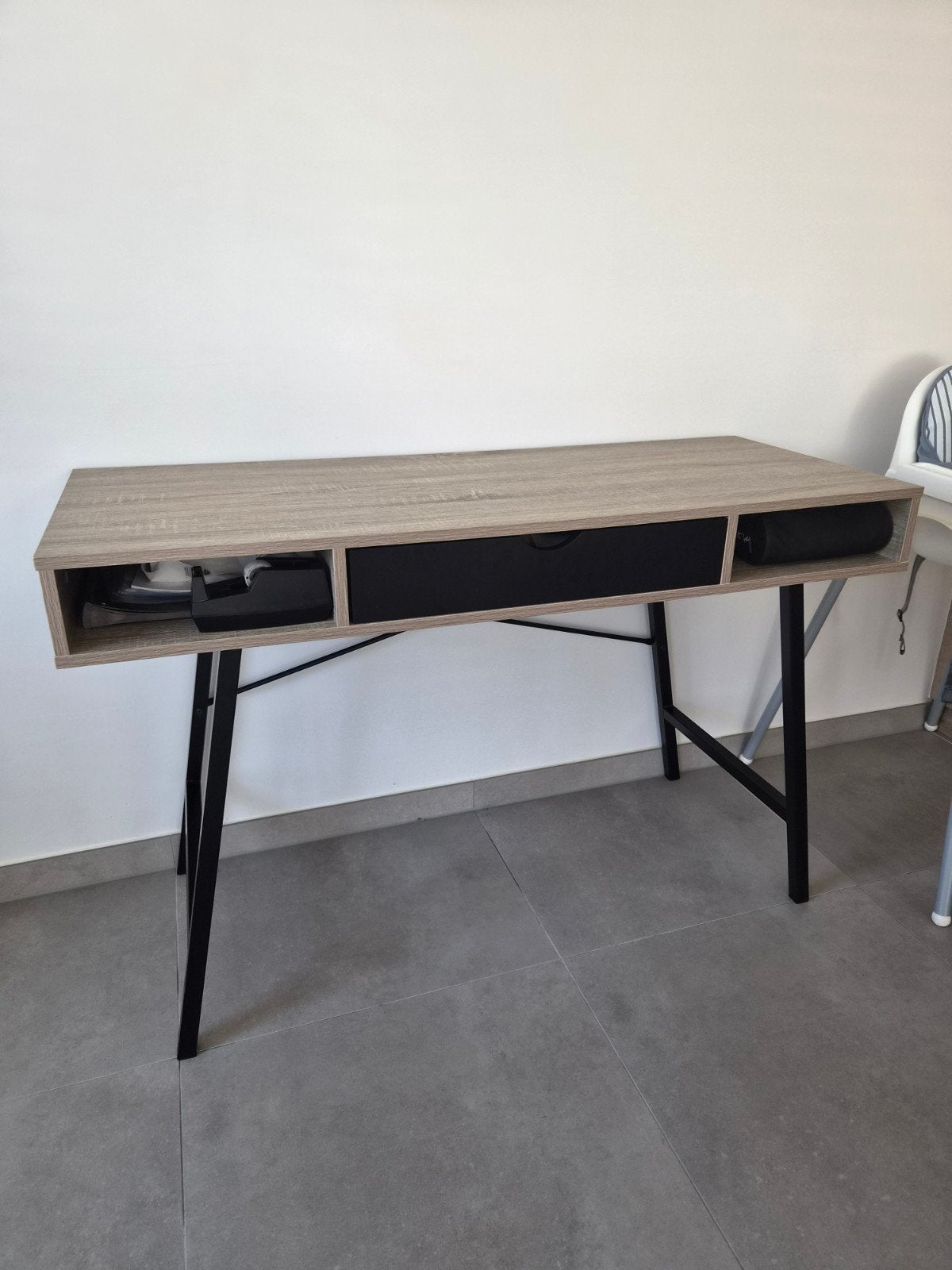 JYSK bureau, Huis en Inrichting, Ophalen, Jysk