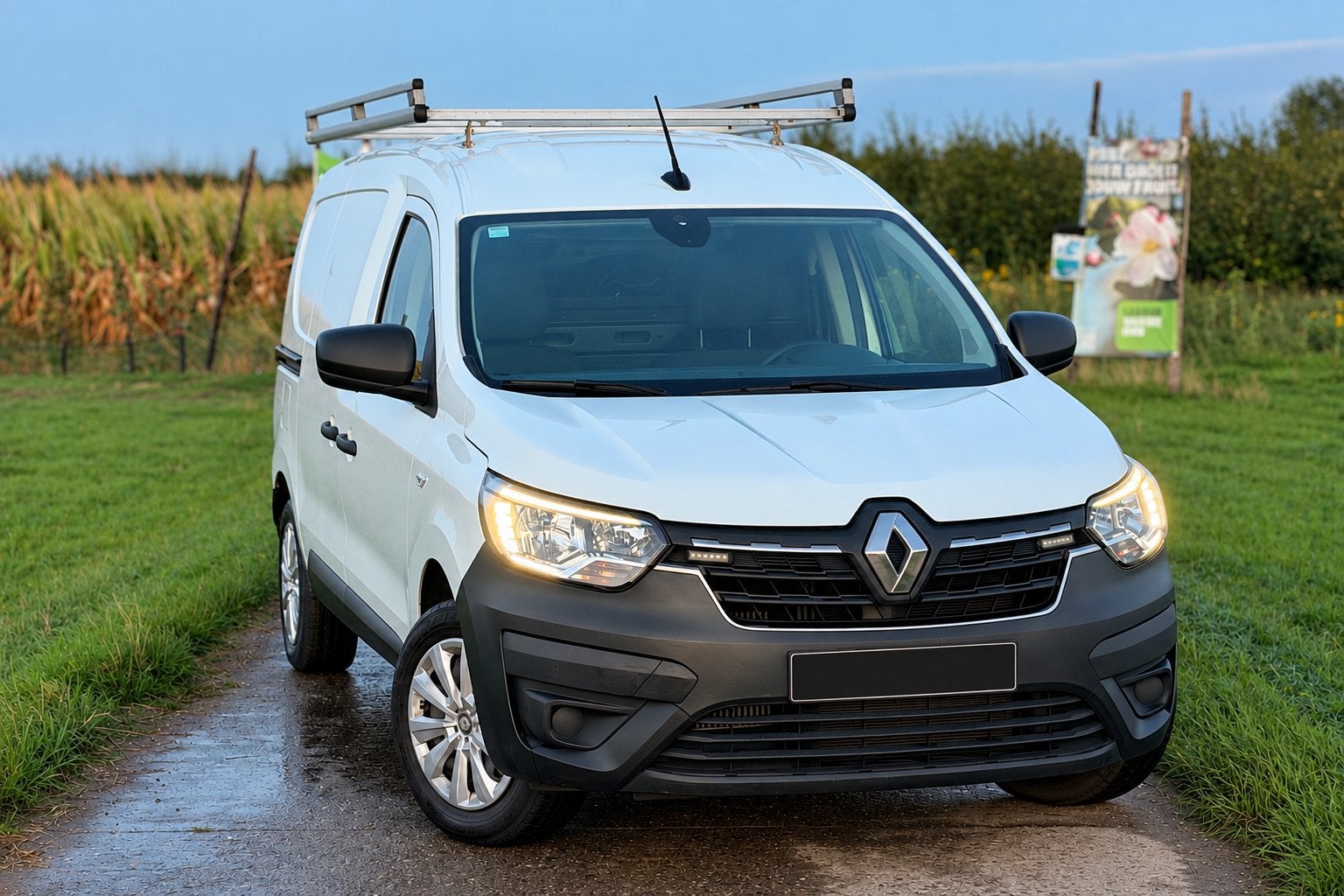 Renault Express 1.3TCe/Lichte Vracht/1ste eigenaar/Dakdrager, Auto's, Renault, Bluetooth, Euro 6, Wit, Leder
