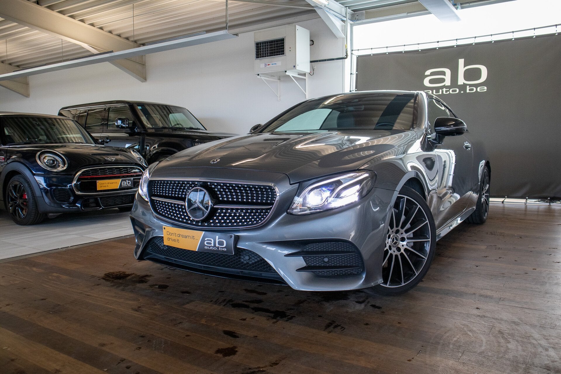 Mercedes-Benz E 200 AMG Line, Pano, Burmester, 360, Rijassi, Autos, 0 kg, Achat, 170 g/km, Euro 6