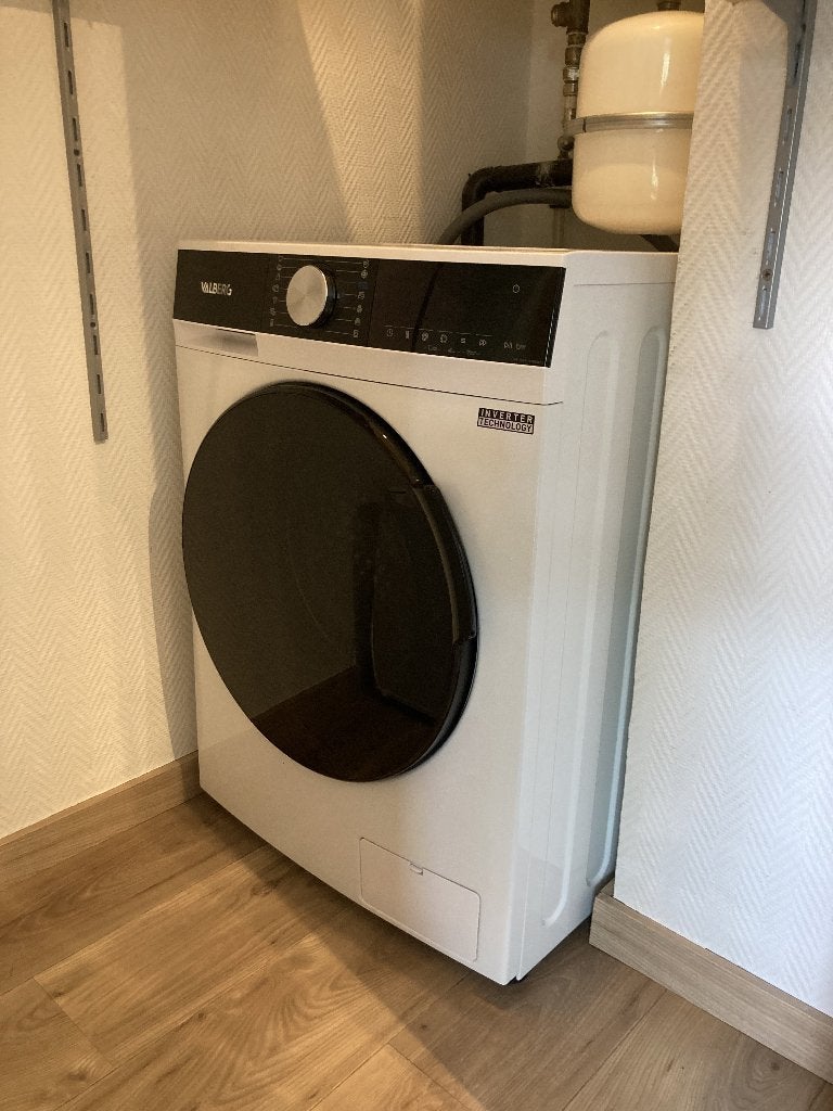 Lave-linge Valberg 7kg (sous garantie), 1200 à 1600 tours, 6 à 8 kg, Comme neuf, Chargeur frontal