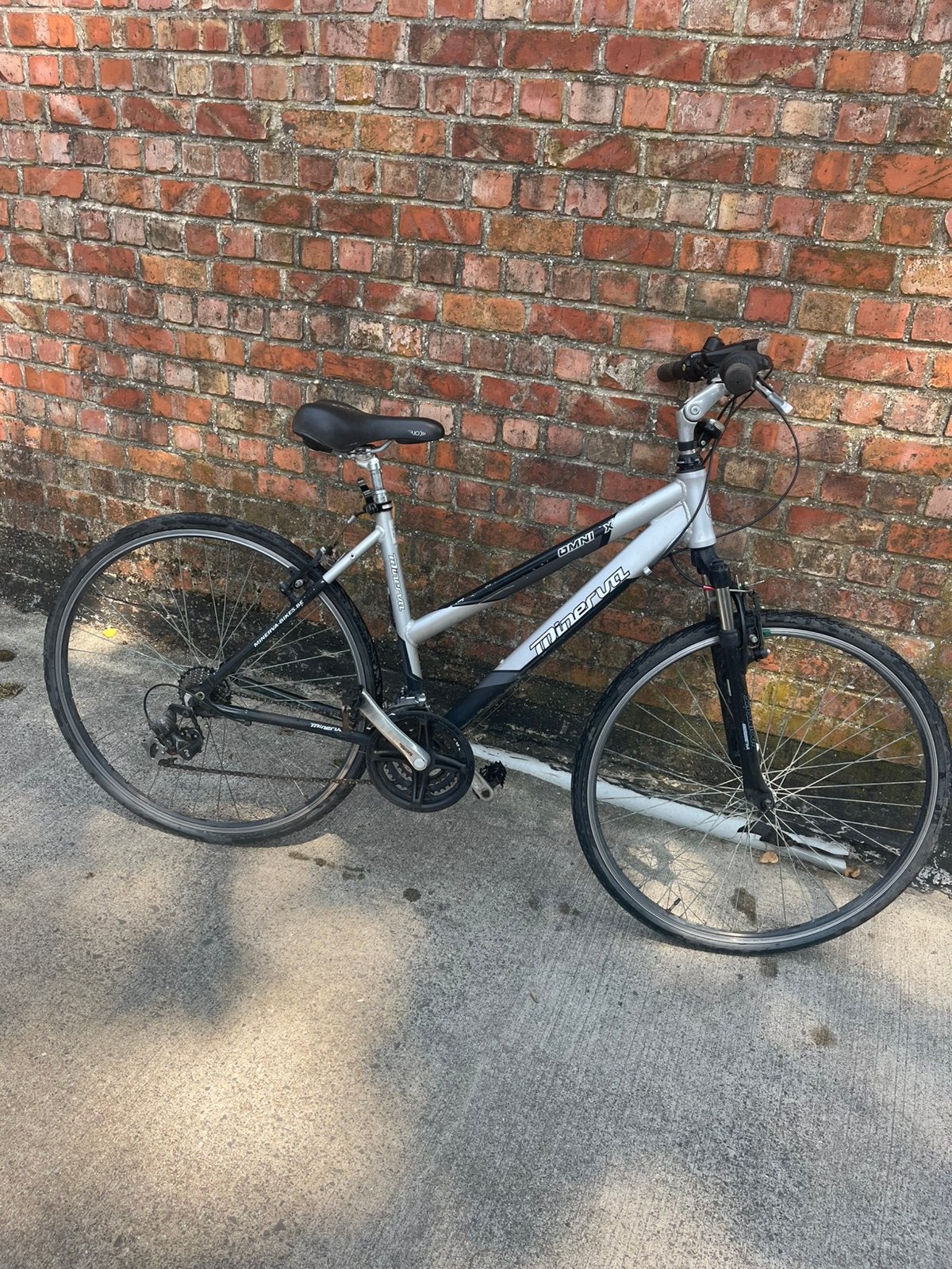 Minerva ( damesfiets), Fietsen en Brommers, Ophalen, Zo goed als nieuw