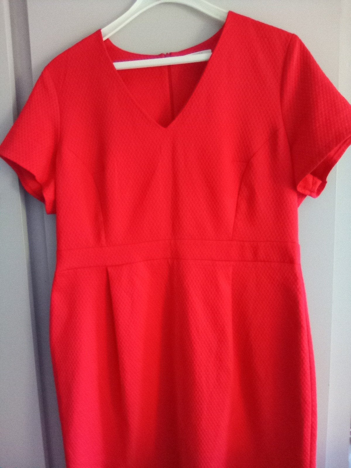 très belle robe marque Camaïeu taille 42 couleur rouge, Enlèvement, Rouge