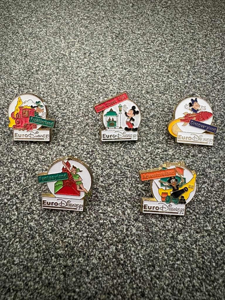 5 vintage pins Disney!, Ophalen of Verzenden, Zo goed als nieuw, Figuurtje, Speldje of Pin
