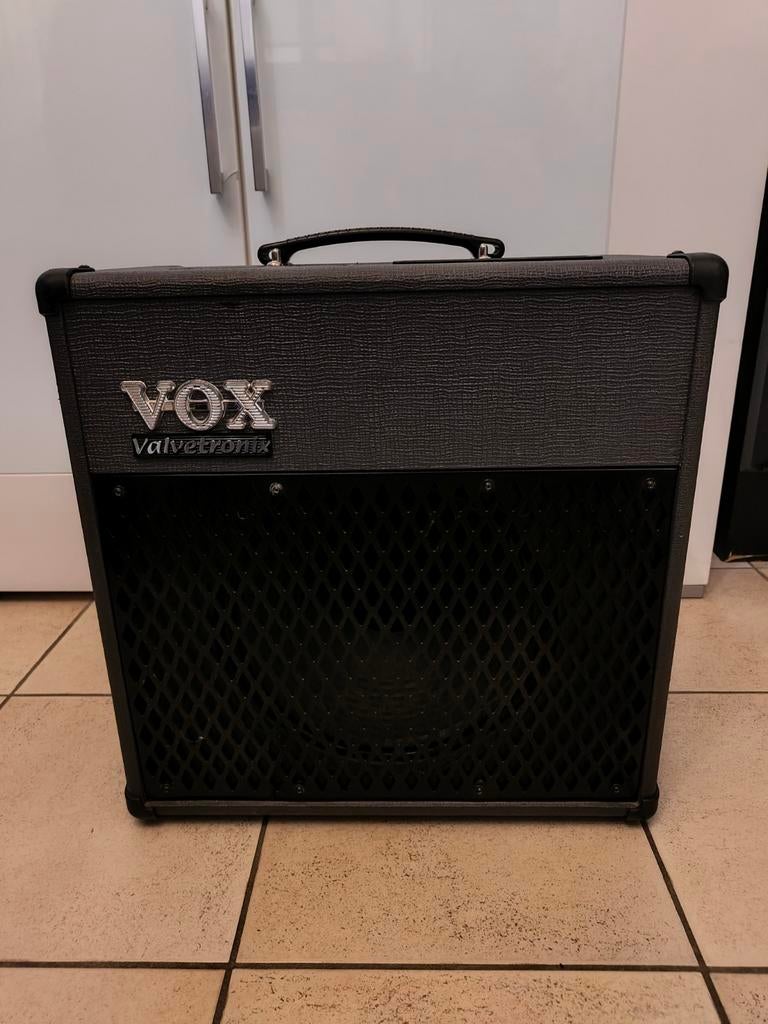 Vox Valvetronix AD30VT XL, Musique & Instruments