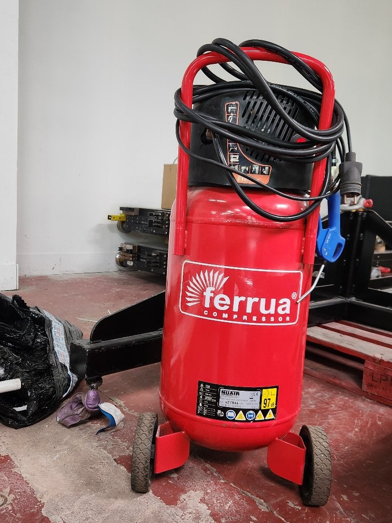 Compresseur Ferrua - 50 L - 2 HP - 10 bar, Bricolage & Construction, Comme neuf, Enlèvement, 6 à 10 bars, 25 à 100 litres