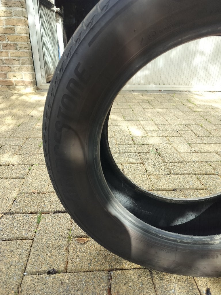 Banden bridgestone 215/60 R17, Auto-onderdelen, Ophalen, 17 inch, Band(en), Zomerbanden