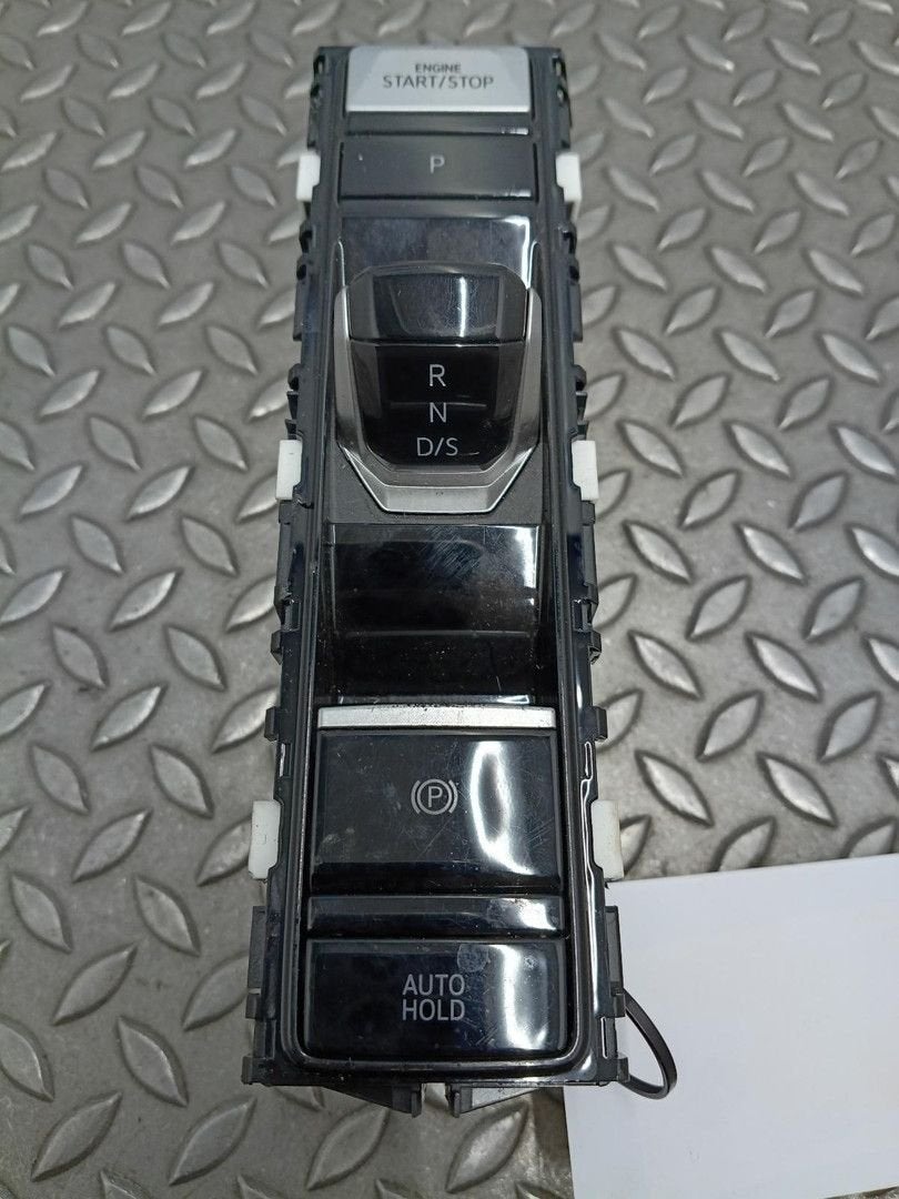 VOLKSWAGEN GOLF CD1 eTSI R-Line Hybride Benz. VERSNELLINGSPO, Ophalen of Verzenden, Gebruikt, ARN erkend
