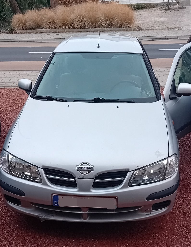 Super zuinige Nissan Almera (2002) Benzine + LPG, Handgeschakeld, 1500 cc, Particulier, Zilver of Grijs