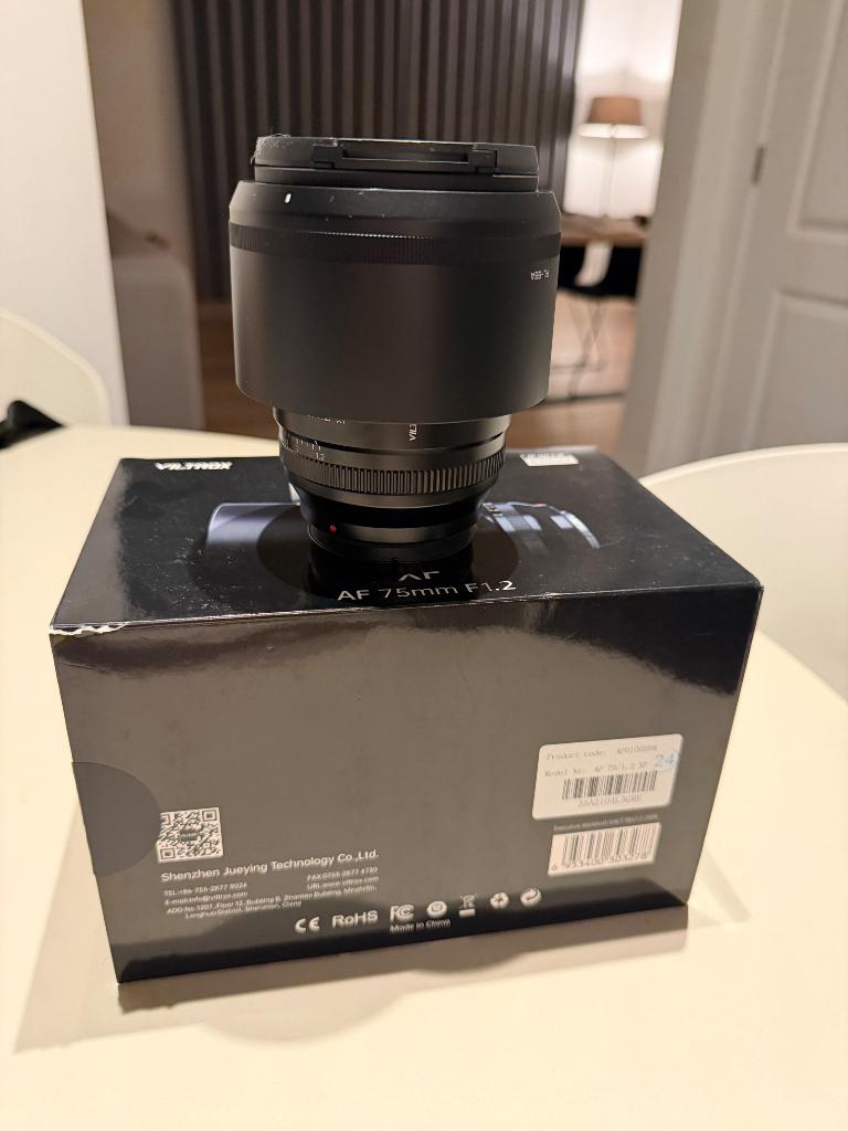 Viltrox XF 75 1.2 PRO, Enlèvement, Comme neuf, Téléobjectif