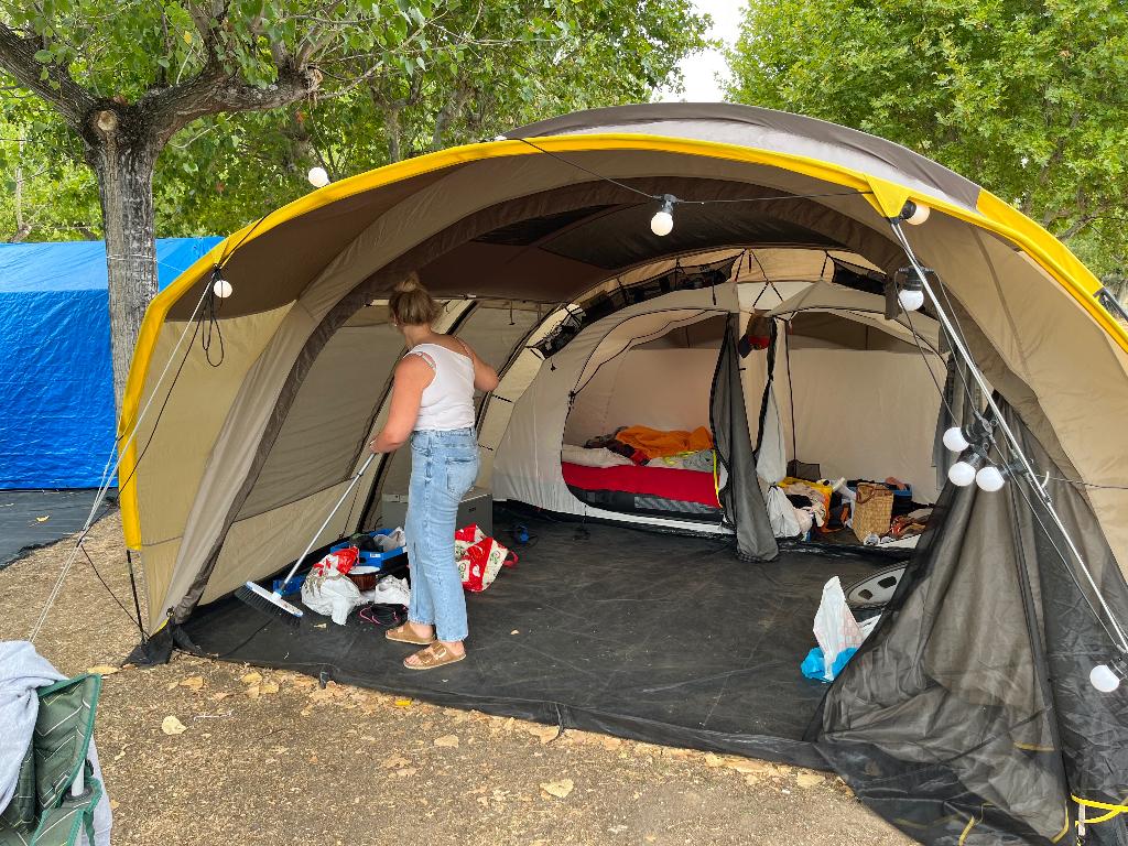 Quechue tent T6.2 XL, Ophalen, Gebruikt, Tot en met 6